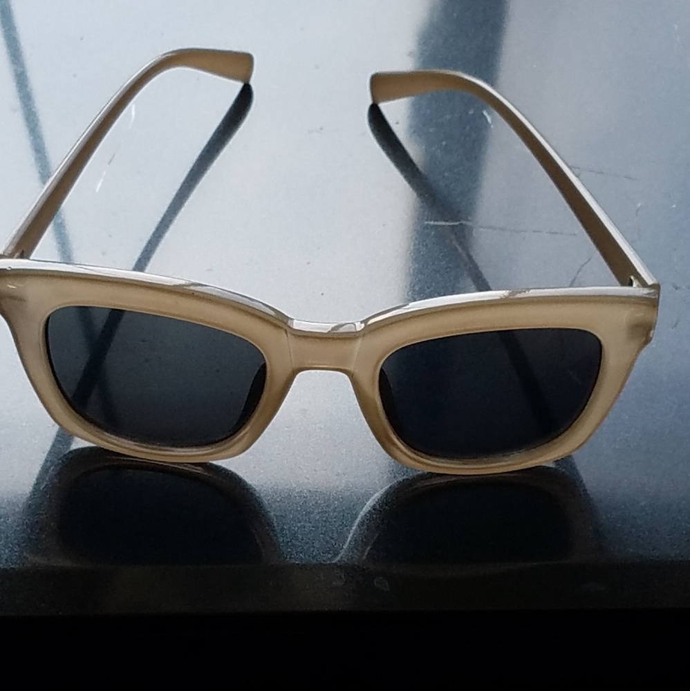 ❤❤Cool sunglasses❤❤ - Picture 2 of 2
